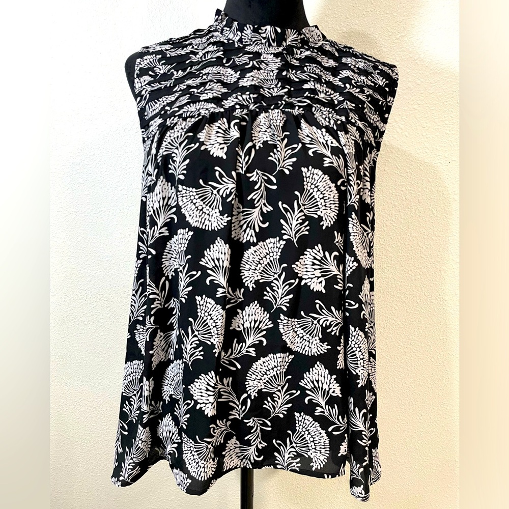 LOFT Outlet Black and White Print Sleeveless Top with ruffle neckline- Size L
